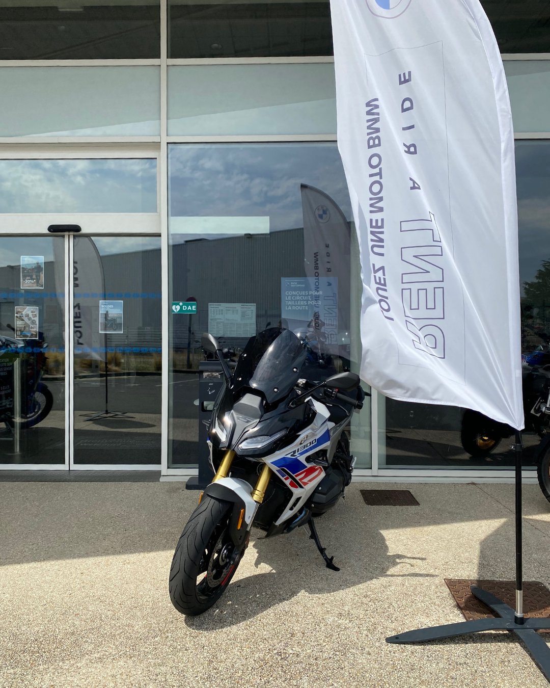 NOUVELLE BMW R 1300 RS.