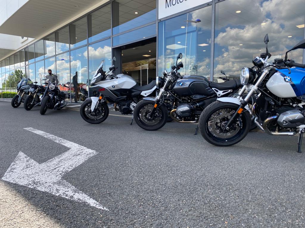 Retour en image sur nos Journées Héritages les vendredi 11 et samedi 12 juin derniers.  Nous tenions à remercier toutes les personnes qui se sont déplacées pour effectuer des essais avec nos BMW R18 et BMW R NineT !