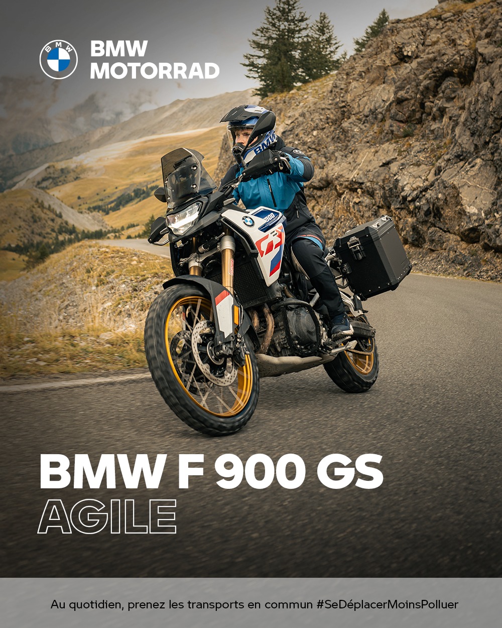 BMW F 900 GS.