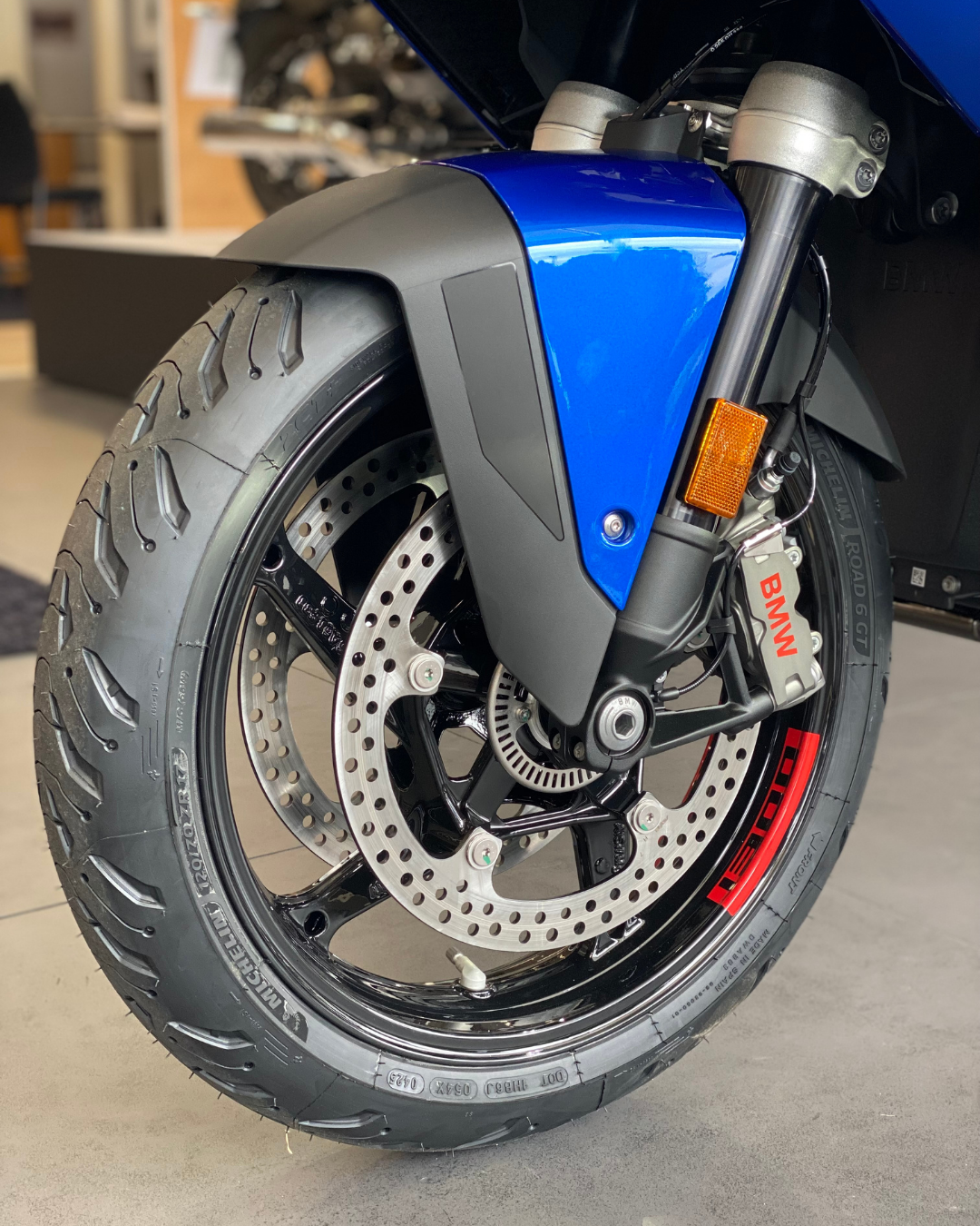 NOUVELLE BMW R 1300 RT.