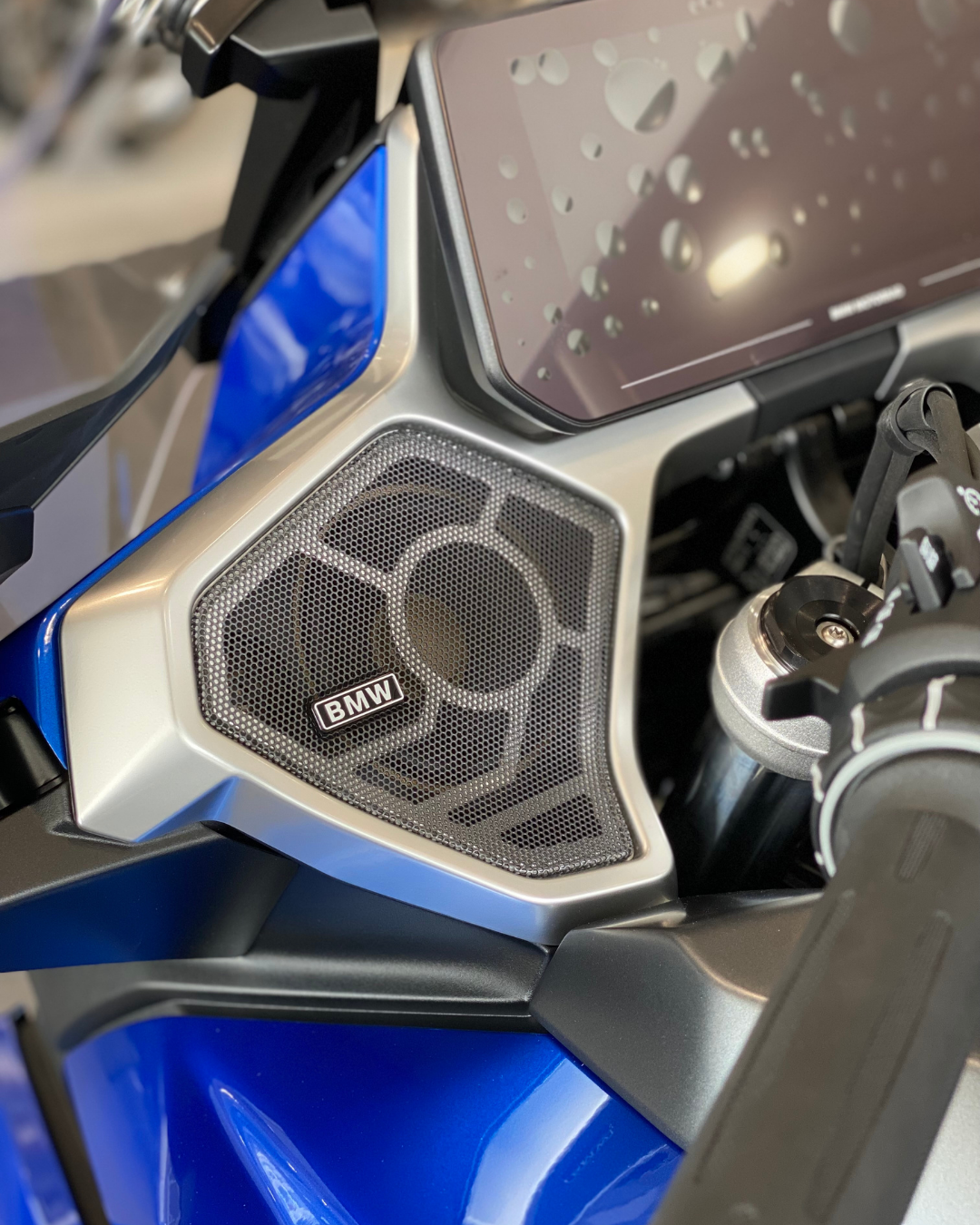 NOUVELLE BMW R 1300 RT.