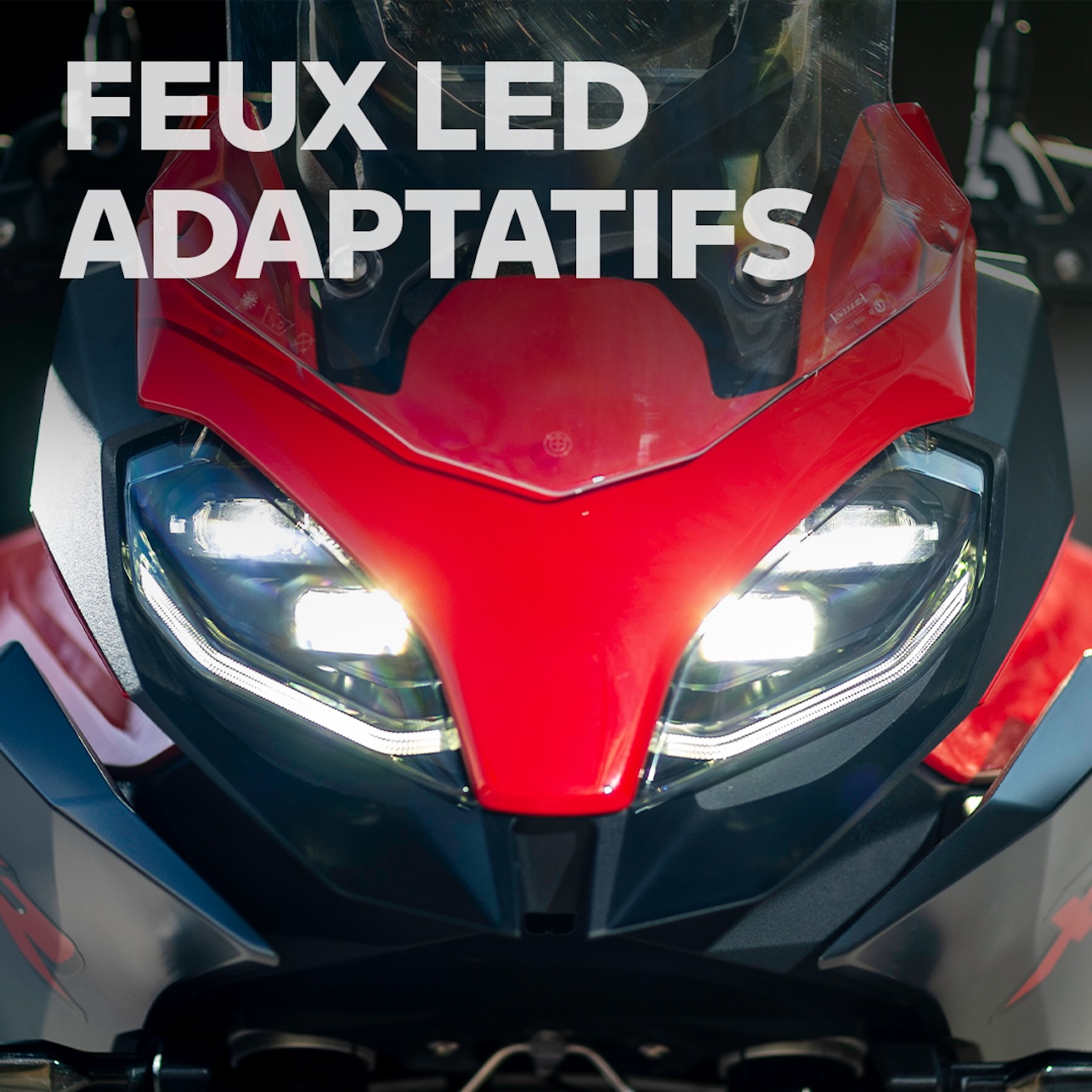 BMW F 900 XR.
