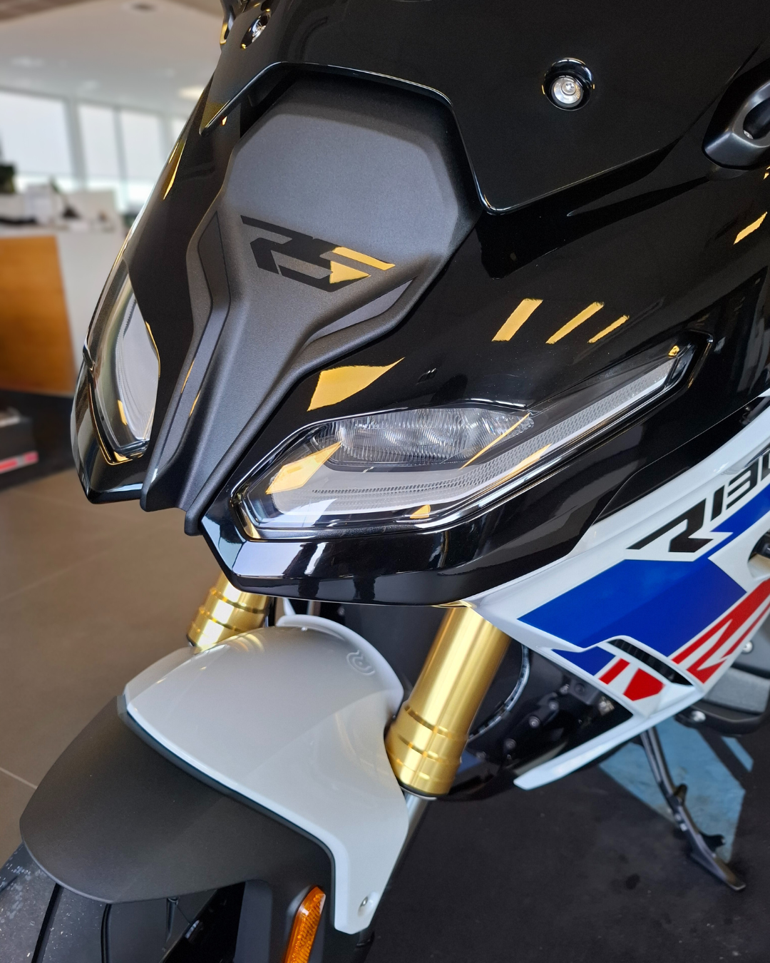 NOUVELLE BMW R 1300 RS.