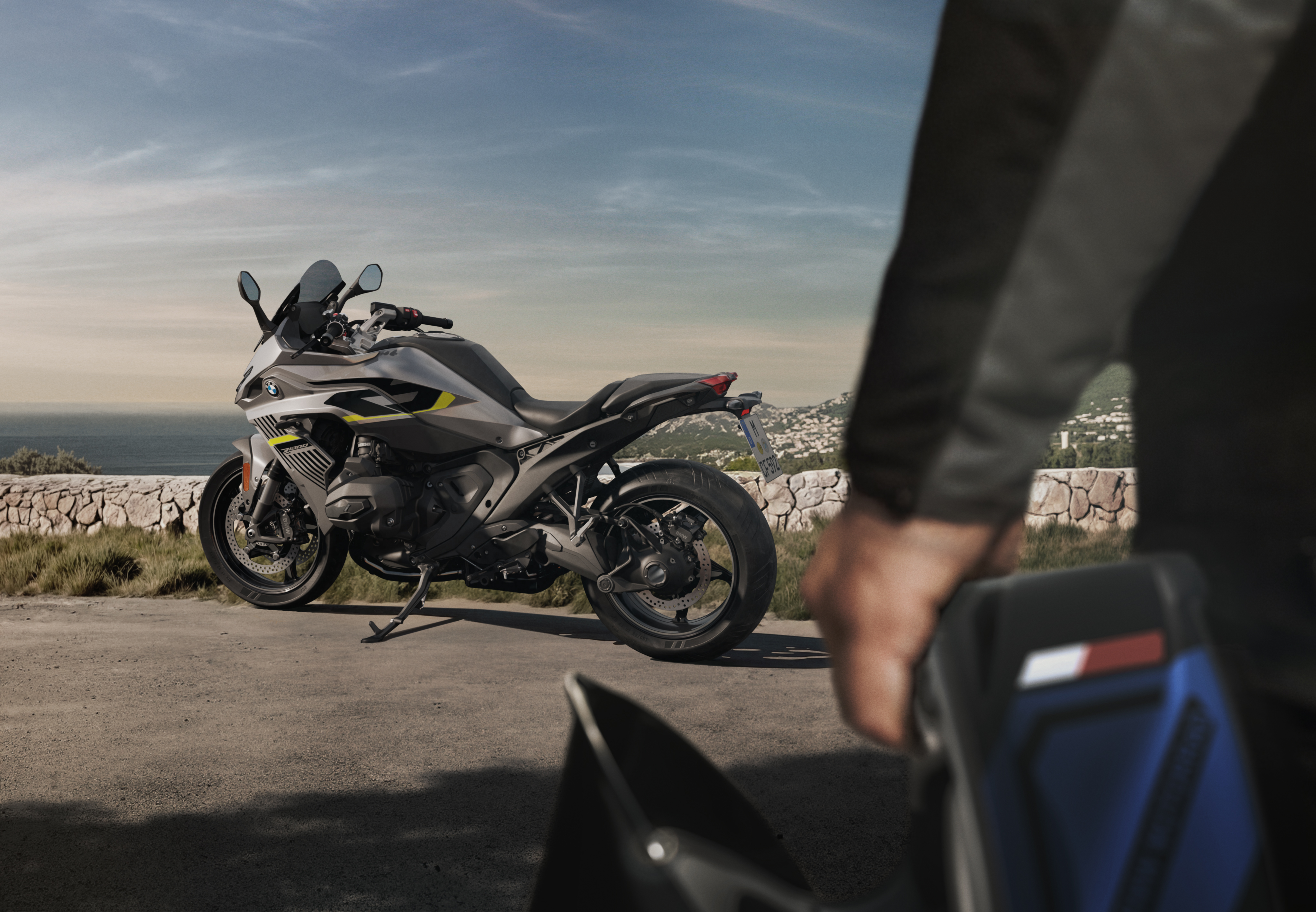 NOUVELLE BMW R 1300 RS.
