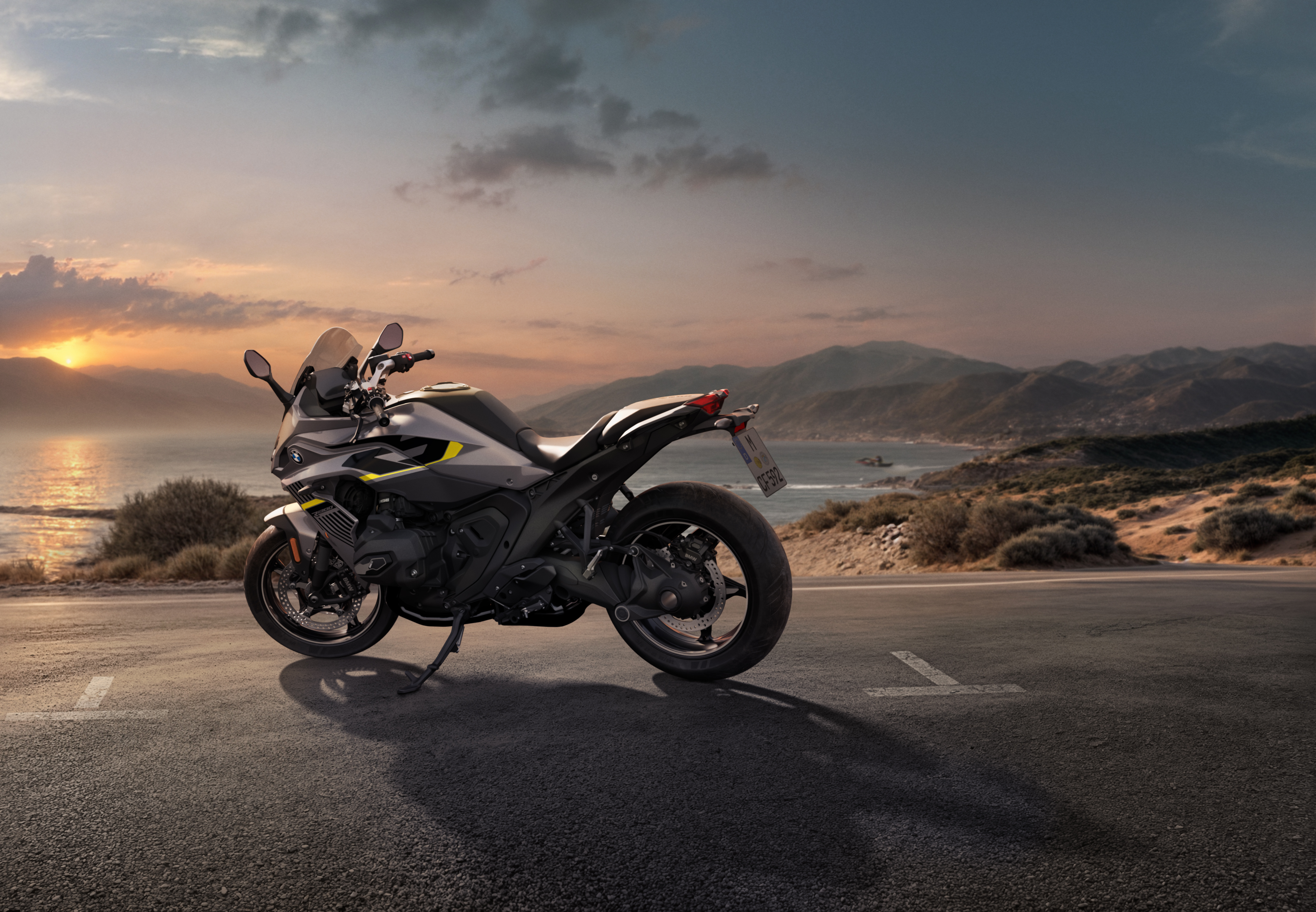 NOUVELLE BMW R 1300 RS.