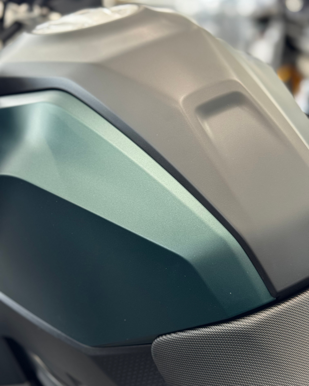 BMW F 900 XR.