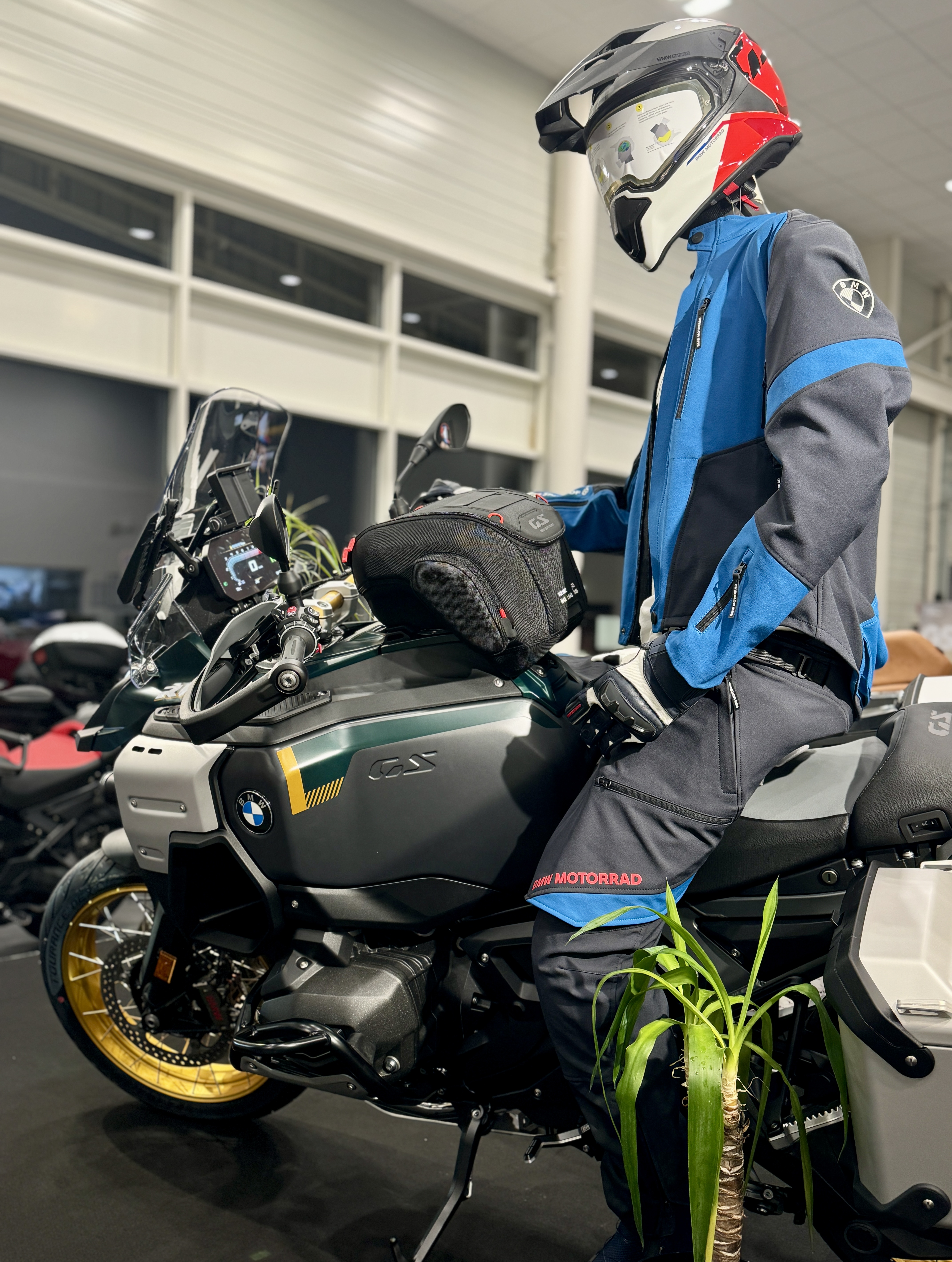 NOUVELLE BMW R 1300 GSA.