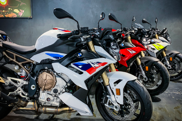 Roulez en S 1000 R sans attendre.