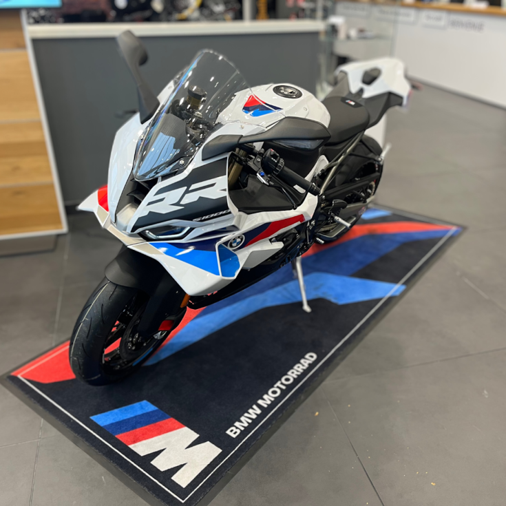 NOUVELLES S 100 RR.