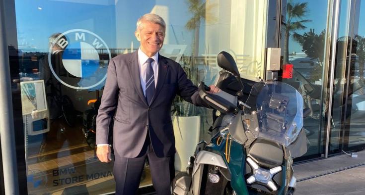 Le showroom du Yacht Club accueille Laurent Soler.