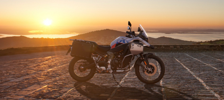 BMW F 900 R.
