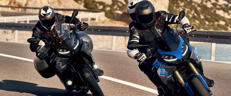 BMW F 900 XR.