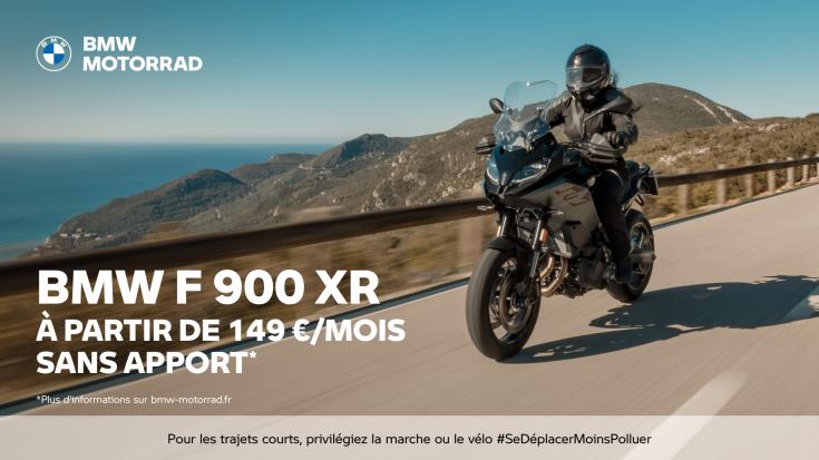 BMW F 900 XR.