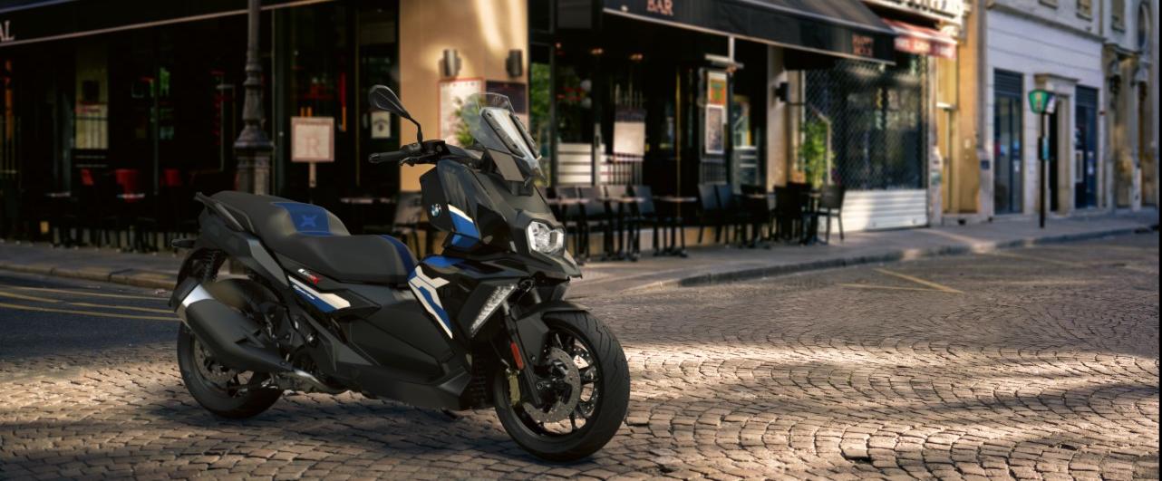 Une nouvelle ère connectée à découvrir avec :  Le Scooter BMW C 400 GT norme euro 4 à 7.990€ soit 1.340€ d'avantage client ‼ Le Scooter BMW C 400 X norme euro 4 à 7.990€ soit 640€ d'avantage client ‼  Pour toute commande avant le 30 juin, n'hésitez plus.