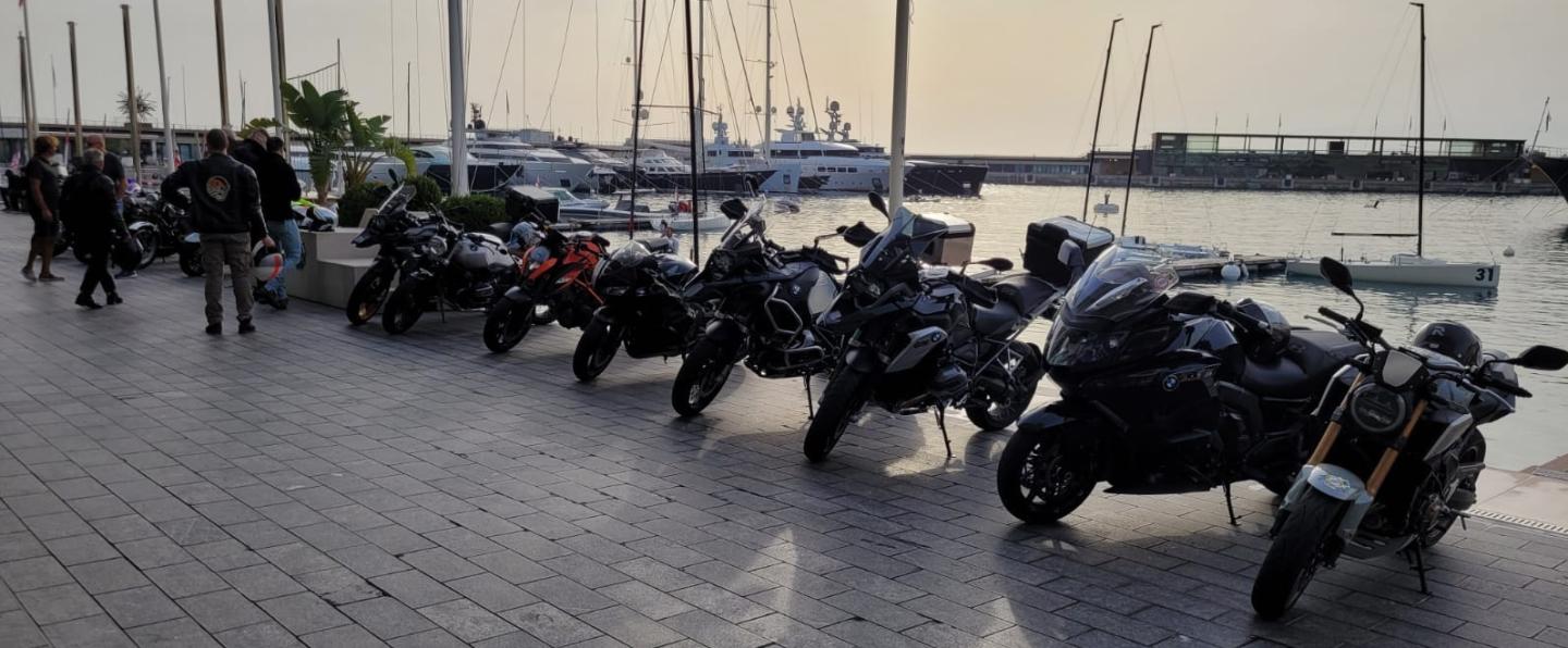 Magnifique sortie avec le Club Moto du Yacht Club.