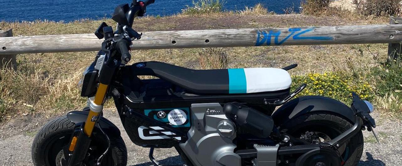 La ville s'offre à vous en BMW CE  02.