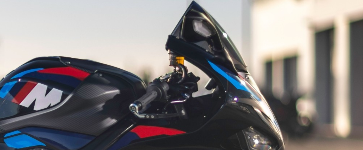 M 1000 RR en stock.