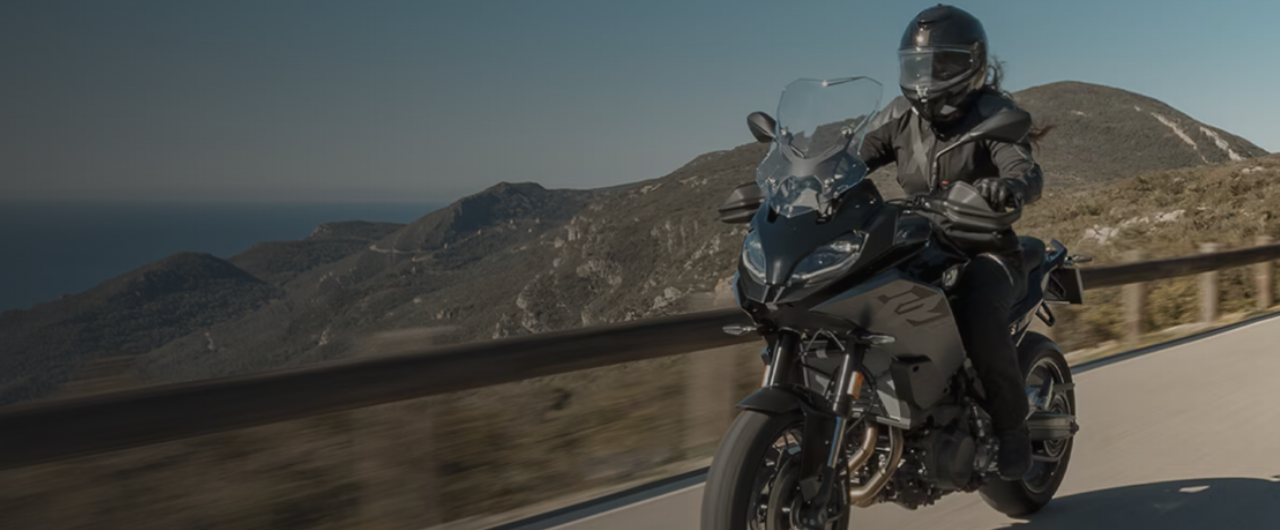 BMW F 900 XR.