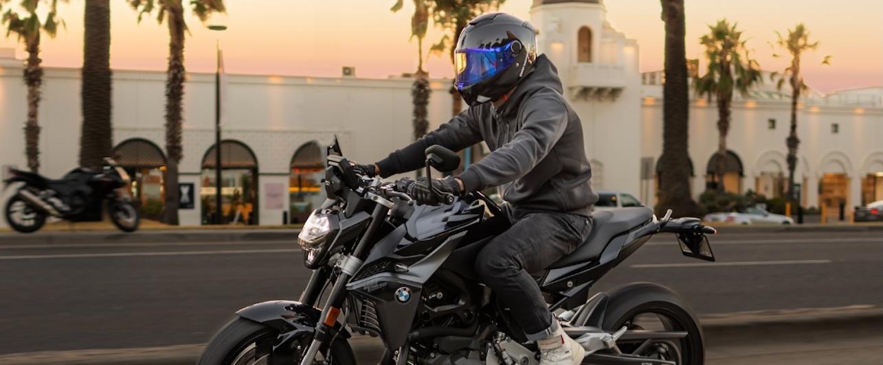 La BMW F 900 R.