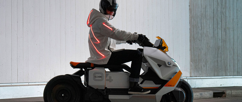 Découvrez le Concept BMW Motorrad Definition CE 04