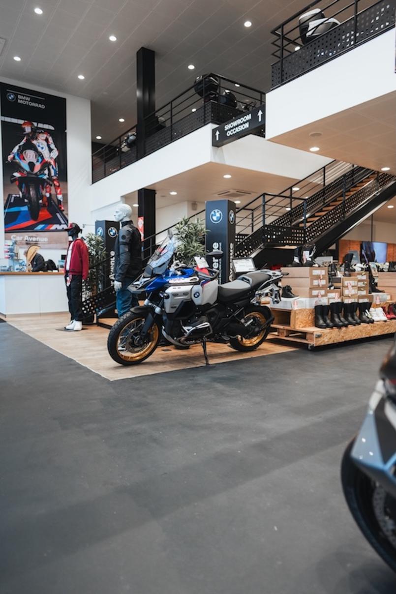 CAR AVENUE DIJON Edito + Slider