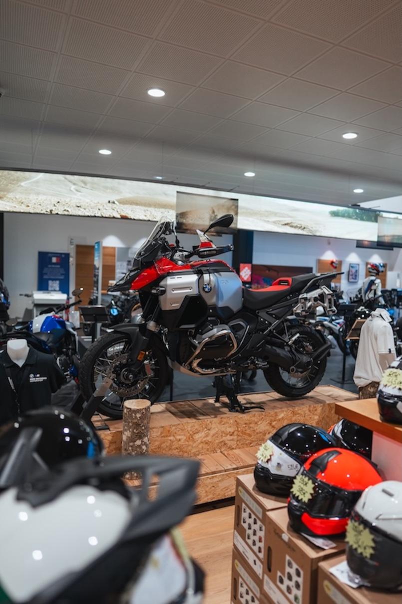 CAR AVENUE DIJON Edito + Slider