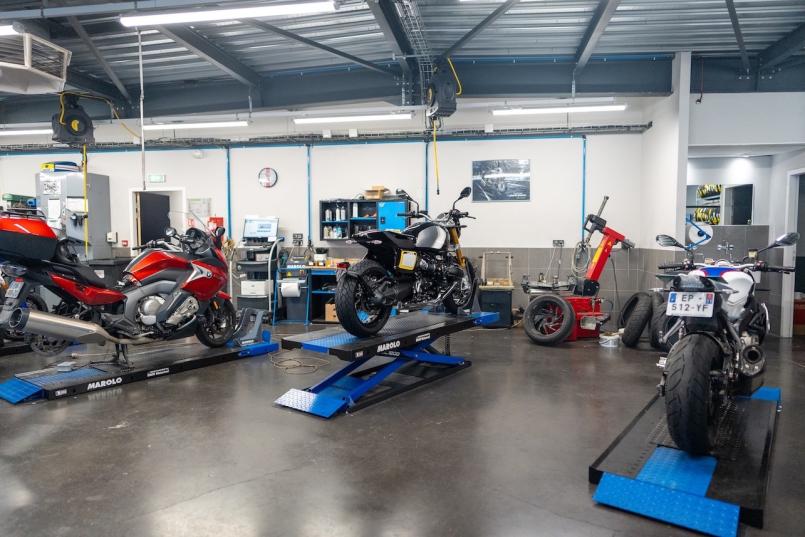 CAR AVENUE DIJON Edito + Slider